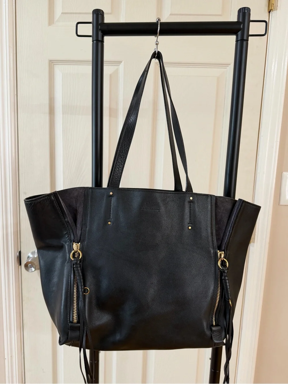 Chloé Milo Tote Bag
